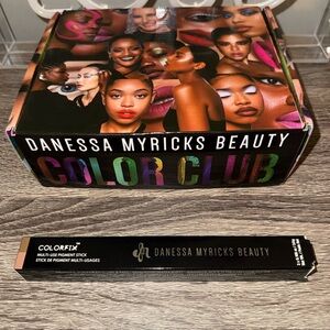 DANESSA MYRICKS COLORFIX STICK ⭐️